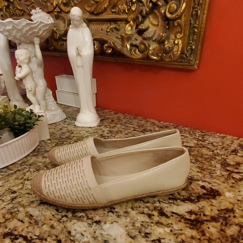 Wanted Linea Slip Ons
